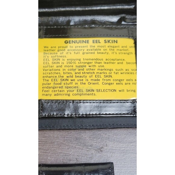 Vintage EEL Skin Wallet w/Checkbook slot and key holder, Kiss closure - Picture 9 of 11